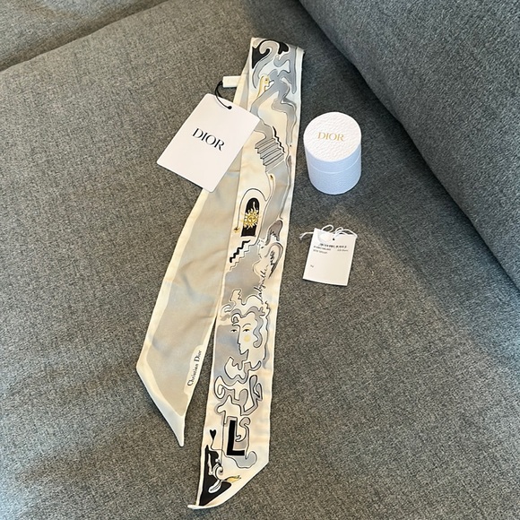 NWT Dior ABCDior “L” Mitzah Scarf - Picture 1 of 4